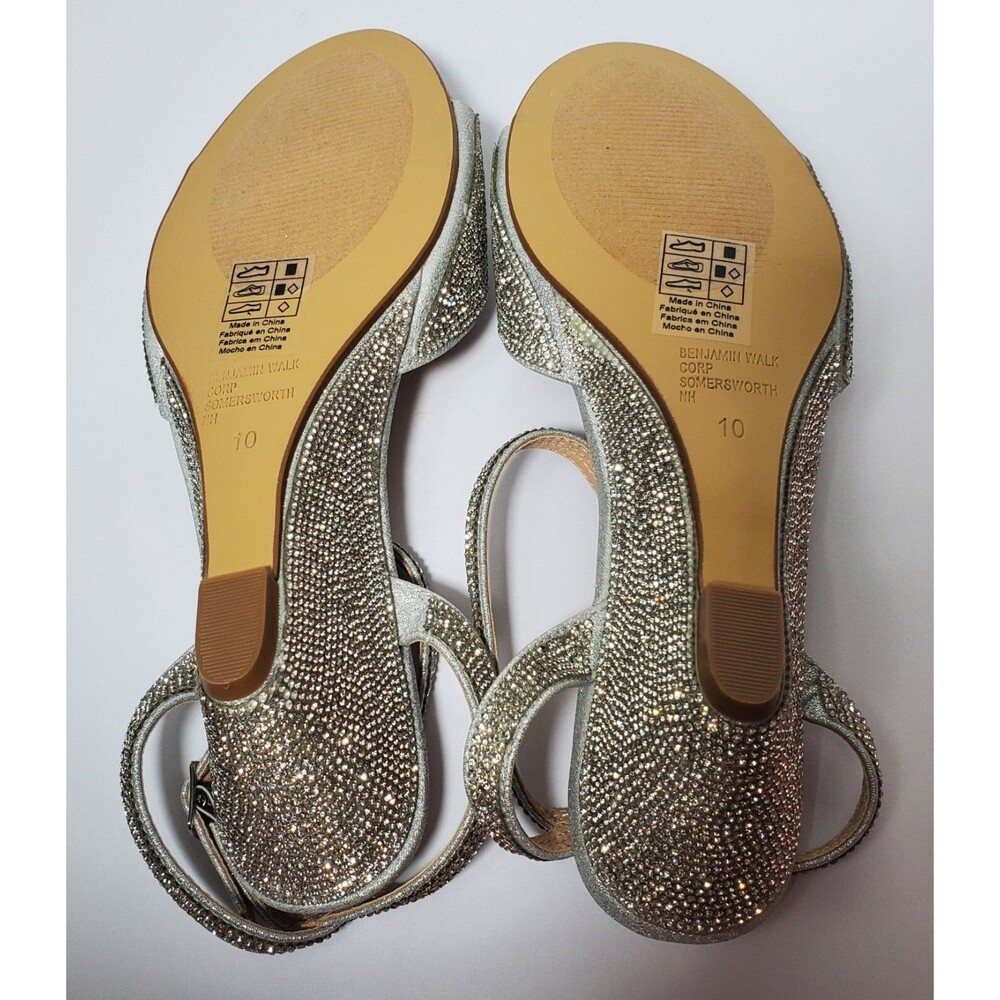 Touch Ups Moxie Wedge Sandal Silver 10M Women’s Dressy Formal Prom Evening - Picture 6 of 6